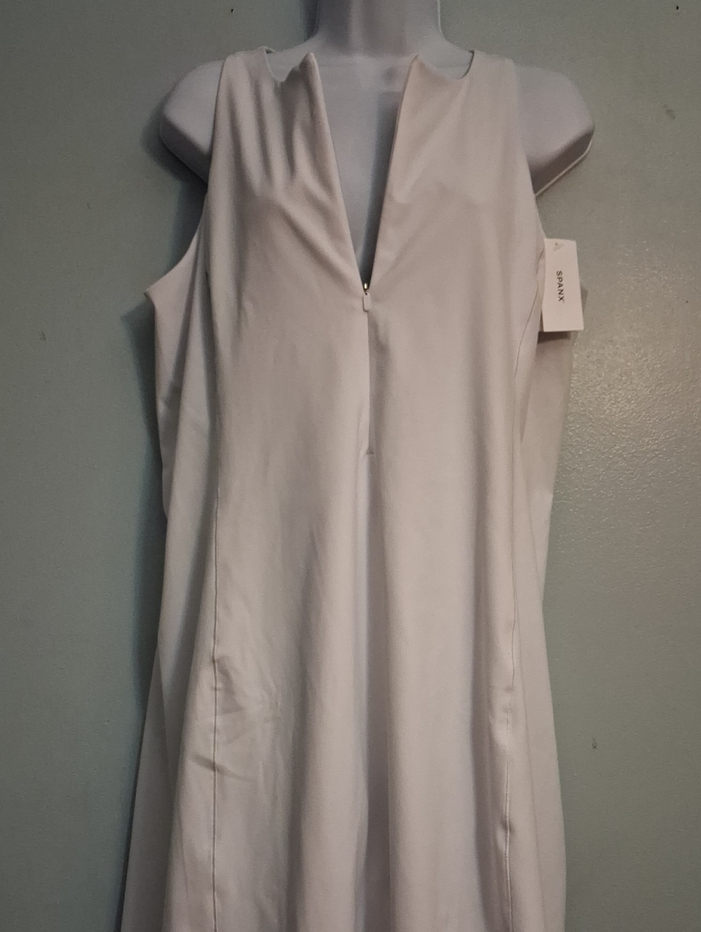 SPANX Size XL women's White Sleeveless A-Line Dress With Built-in Bodysuit.